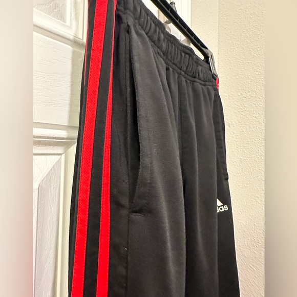 3/$17 Men’s Adidas Black - Red Stripes on the sides Size: S - Picture 6 of 6